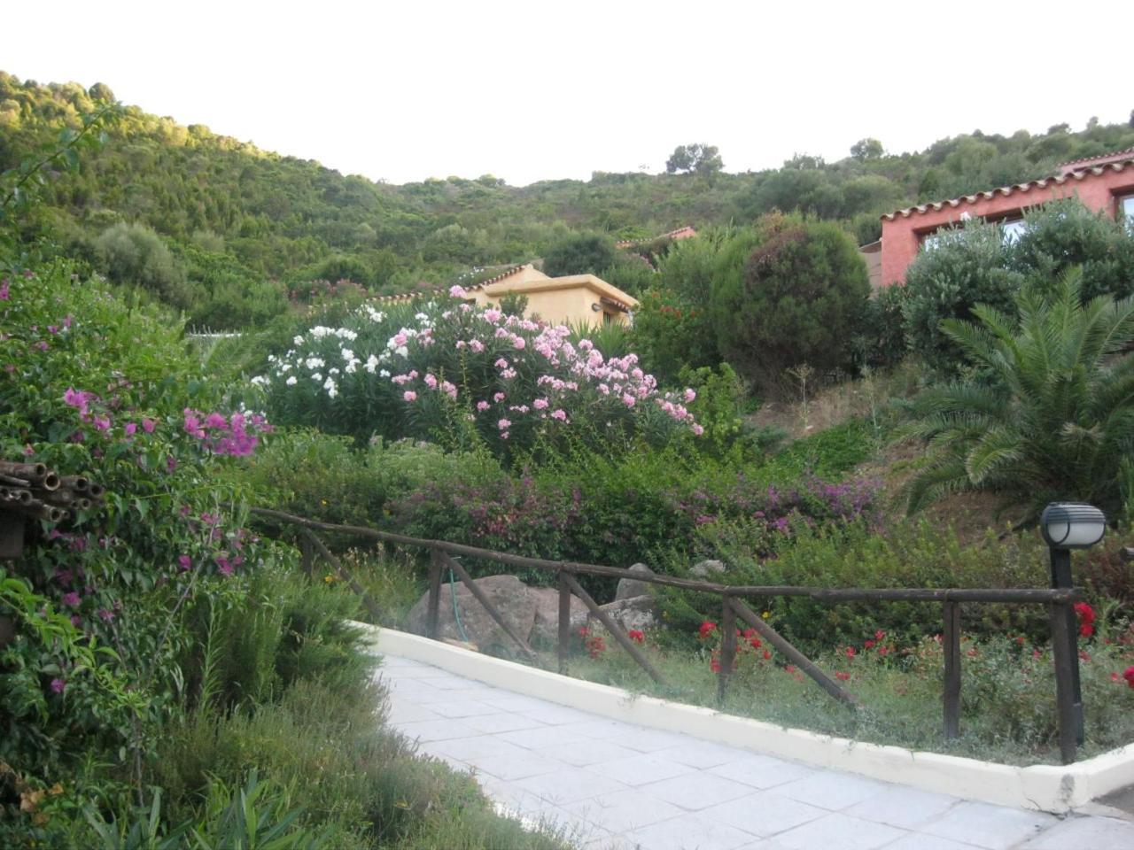 Sosventos Village Hotel Teulada Exterior foto